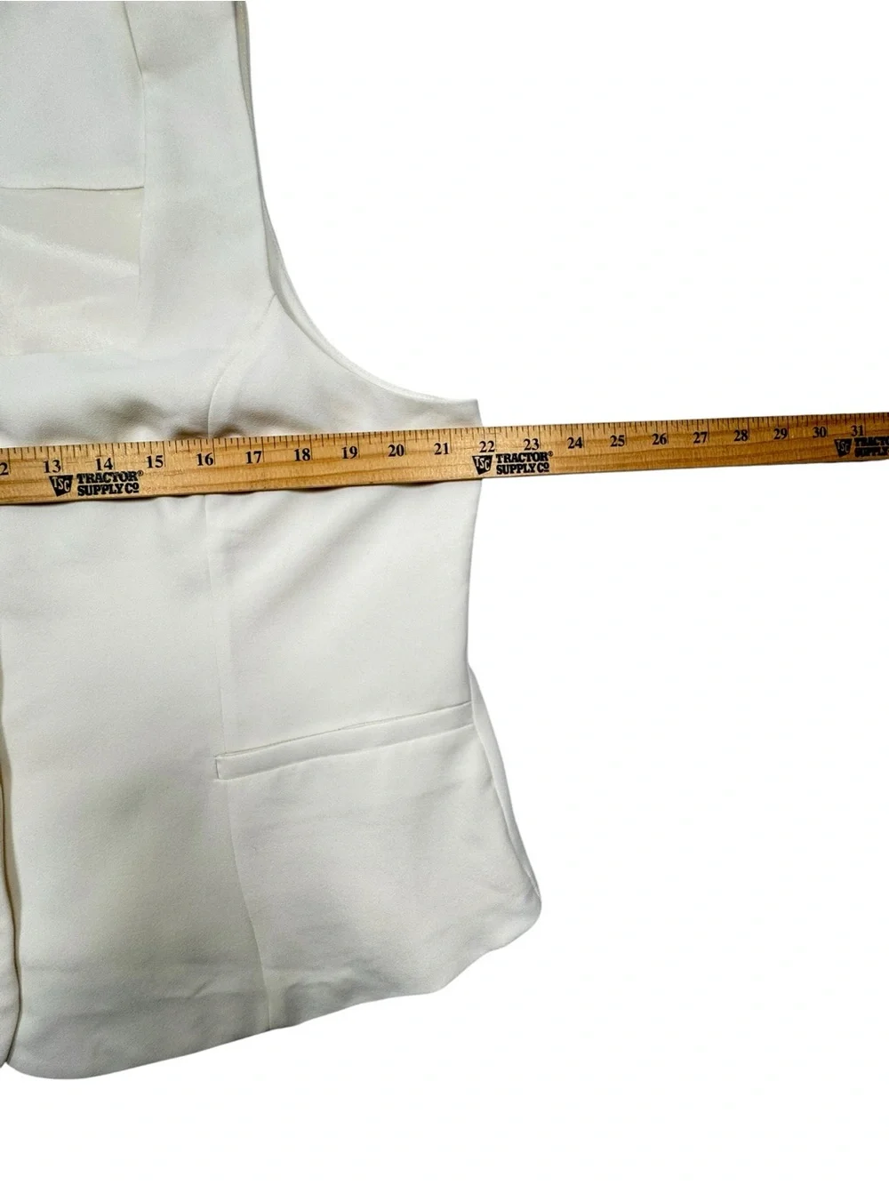 J crew Scoopneck Vest In Drapey Crepe Size 16 In Ivory NWT